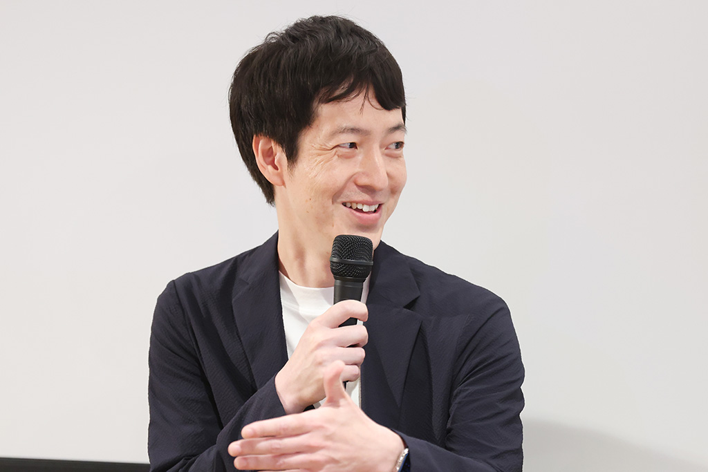 関口照輝さん（ハイライト代表／コルク人事企画／烏森珈琲店主）　大学卒業後、ファーストリテイリングに入社。その後リクルート、力の源ホールディングスを経て、2020年にフリーランスの人事コンサルタントとして独立。現在は、ハイライトの代表として人事領域事業、コルクの人事、烏森珈琲の店主を兼務している