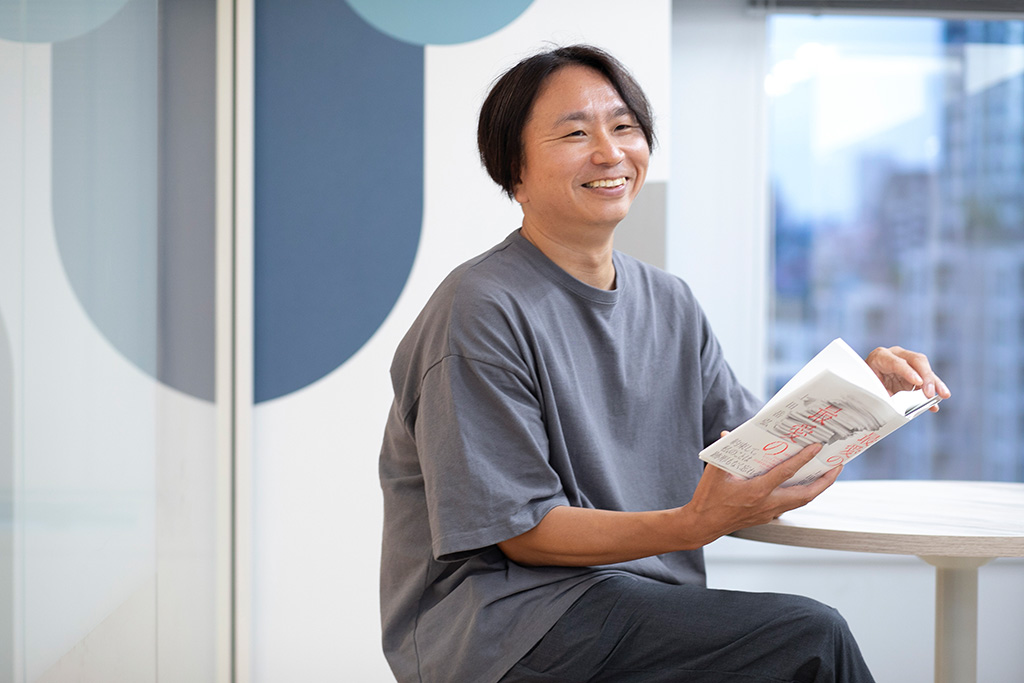 上田岳弘 デスマッチから降りられない現代人が「物語」を取り戻すには