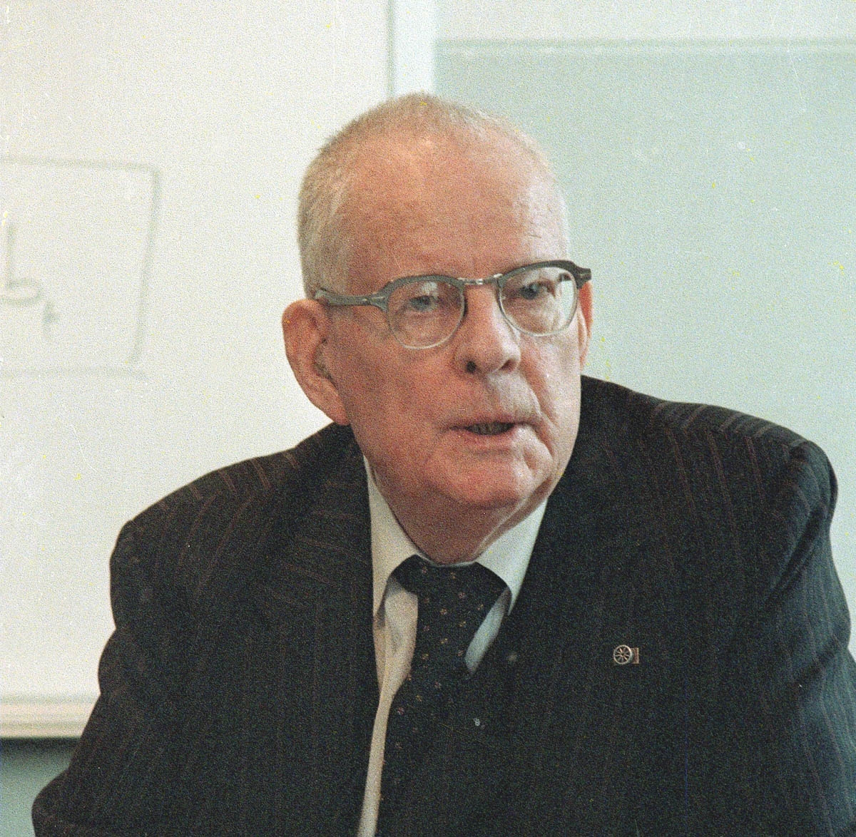 「品質不正」続出の日本、処方箋はデミング『危機からの脱出』 日経BOOKプラス