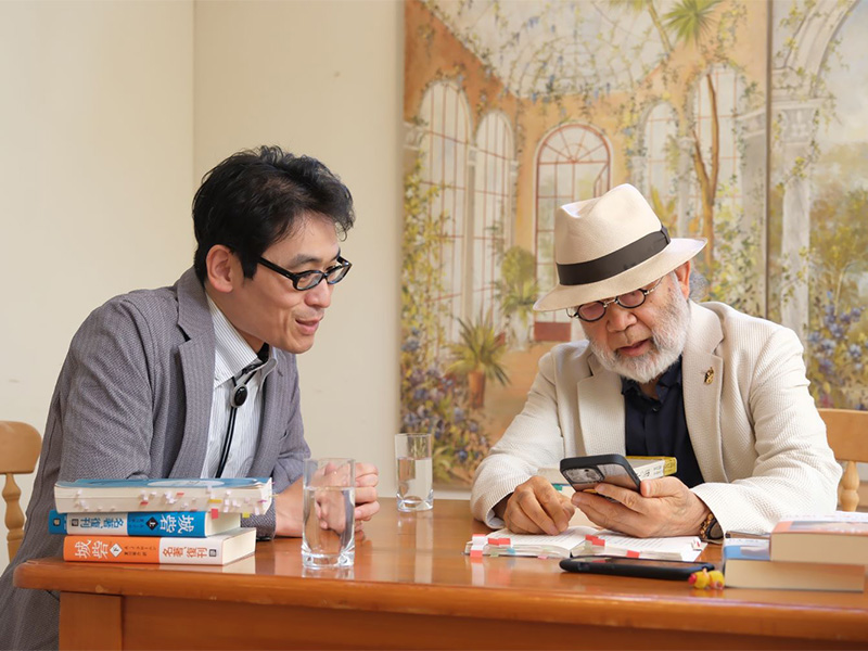 夏川草介×鎌田實　医師2人、それぞれの「城砦」につながるもの