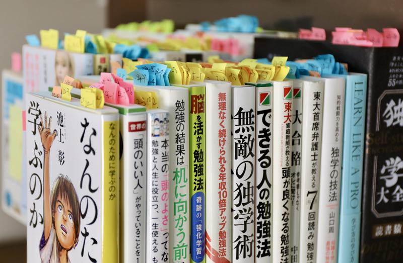 「勉強法の達人」たちが選んだ「読むべき本」を、あなたの学びの参考に