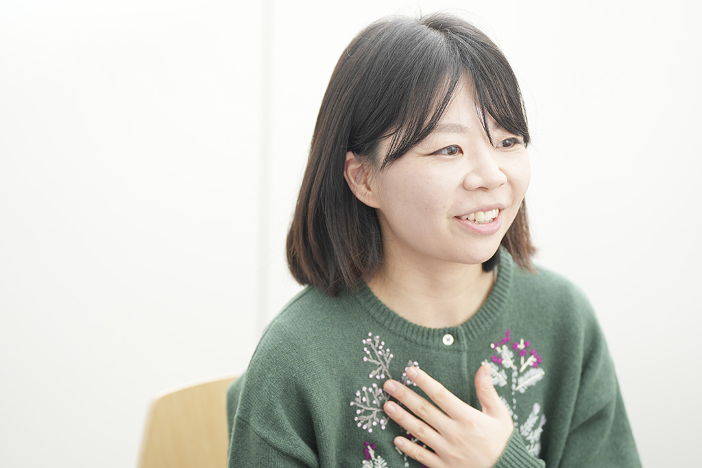 韓国と日本の出版業界の共通点は、好まれる本が似ているというだけでなく「本離れ」が進んでいるという点にもある。ハン・ガンさんのアジア人女性初のノーベル文学賞受賞は明るいニュースとなった(写真:鈴木愛子) 韓国と日本の出版業界の共通点は、好まれる本が似ているというだけでなく「本離れ」が進んでいるという点にもある。ハン・ガンさんのアジア人女性初のノーベル文学賞受賞は明るいニュースとなった(写真:鈴木愛子)