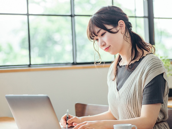 世界で人気のメモ術、ツェッテルカステンについて知ろう(写真:buritora/stock.adobe.com)