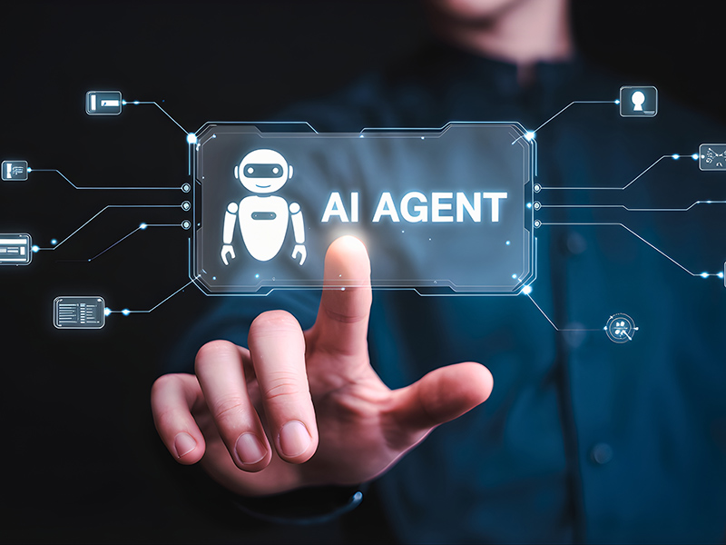 注目集める「AIエージェント」、一問一答型から自律的なシステムに