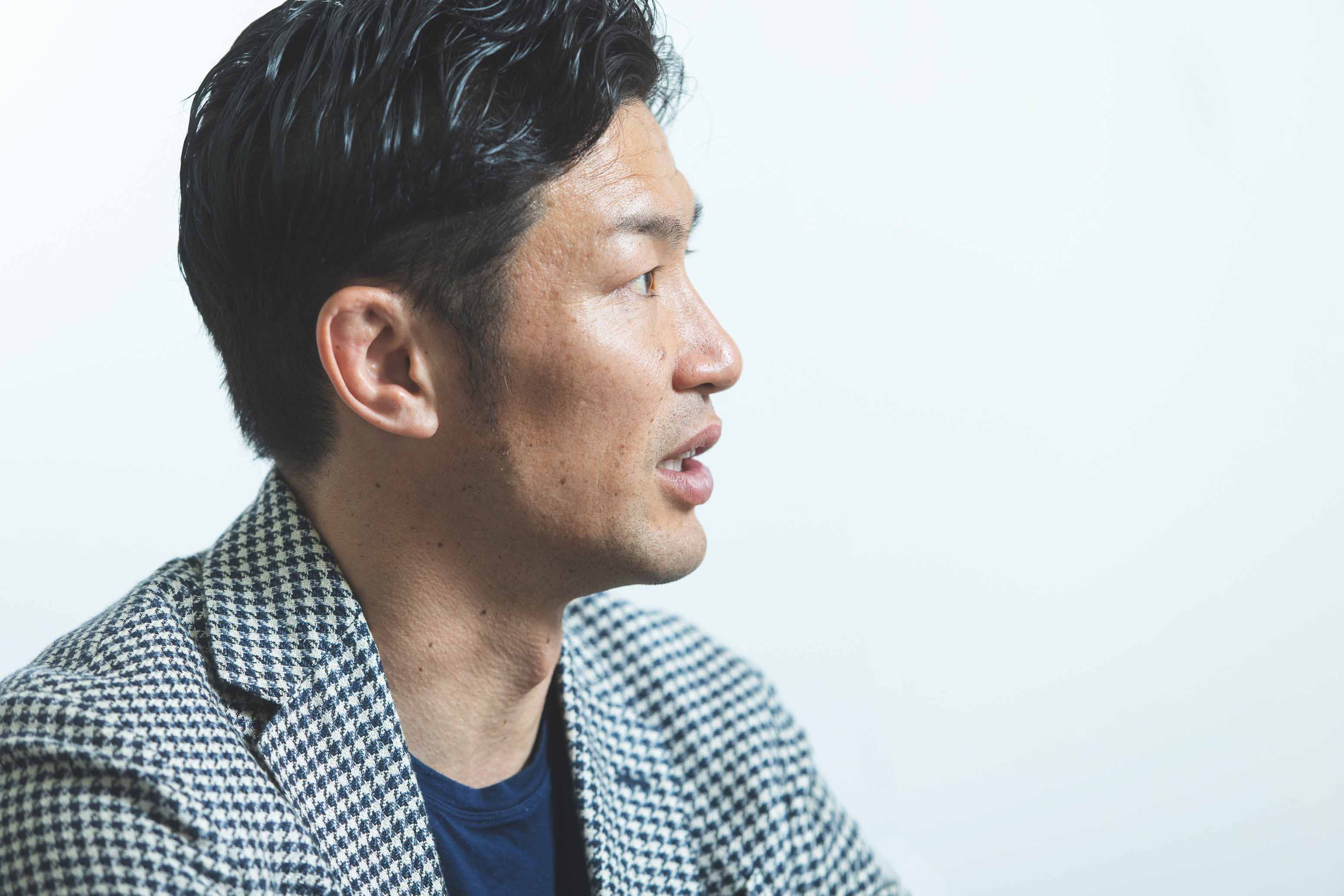 「荒木さんがチームに帯同して1年目には、もう欠かせない存在になりました」と話す廣瀬さん