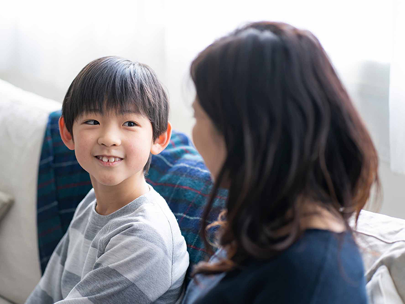 親はどこまで子どもに厳しくするべき？　最新の研究結果から見えてきたこと