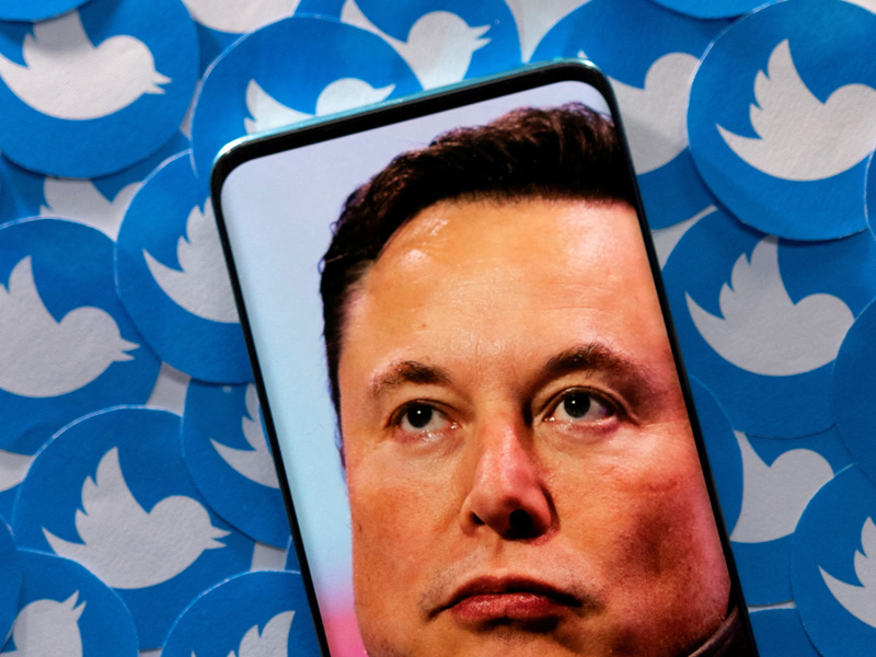 ツイッターの買収騒動で批判を浴びたイーロン・マスク(写真:ロイター/アフロ)
