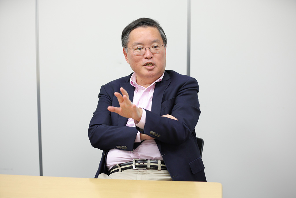 「データスペースは従来の産業・組織の枠を超えた新しいデジタル空間の概念」と話す西山氏