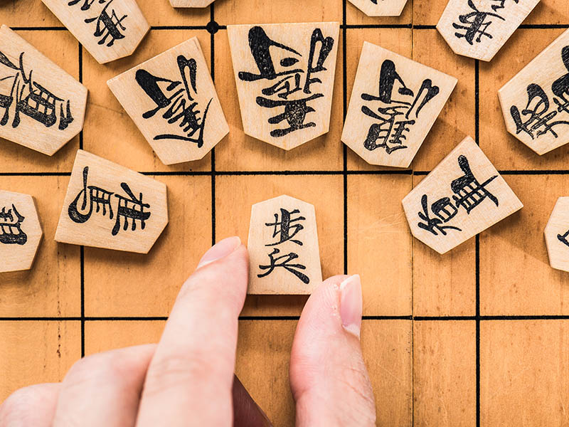 その採用は世界標準か(写真:beeboys/stock.adobe.com)
