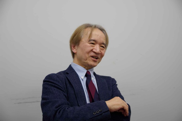 すがやみつる氏=マンガ家/小説家/ライター