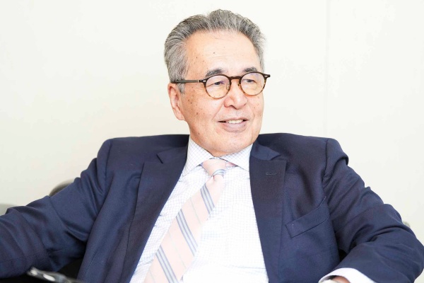 宮島英昭(みやじま・ひであき)氏