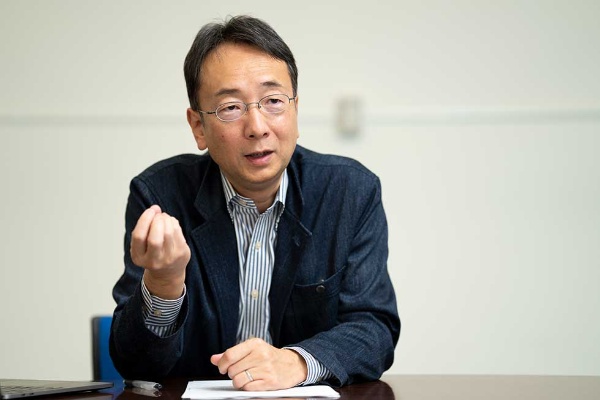 小林氏によれば、「酒が飲める人」と「飲めない人」が世の中に存在するのも、進化の結果であると考えられるという