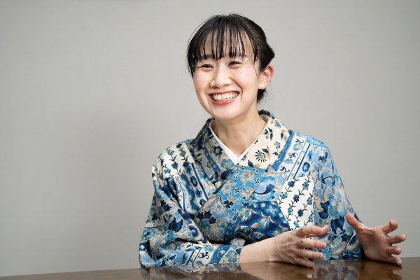 生き生きとした登場人物たちの語りには、永井氏の豊富な記者経験が反映されている