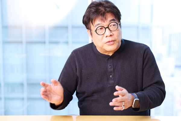 藤野さんは「文章を書きながら、ファンド・マネジャーをするという路線もあるぞ」と道が開けた思いだったという 藤野さんは「文章を書きながら、ファンド・マネジャーをするという路線もあるぞ」と道が開けた思いだったという