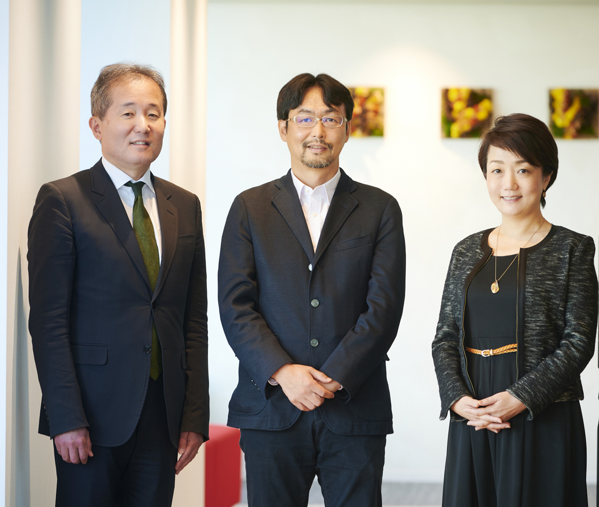 左から、坂野俊哉氏、古舘恒介氏、磯貝友紀氏