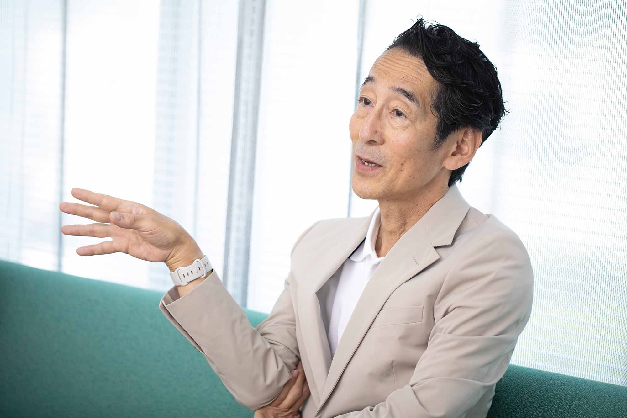 「日本の高校生の多くは、一流の大学、一流の会社に入ることが唯一の“正解”だと思い込んでしまっています」と一條和生さん 「日本の高校生の多くは、一流の大学、一流の会社に入ることが唯一の“正解”だと思い込んでしまっています」と一條和生さん