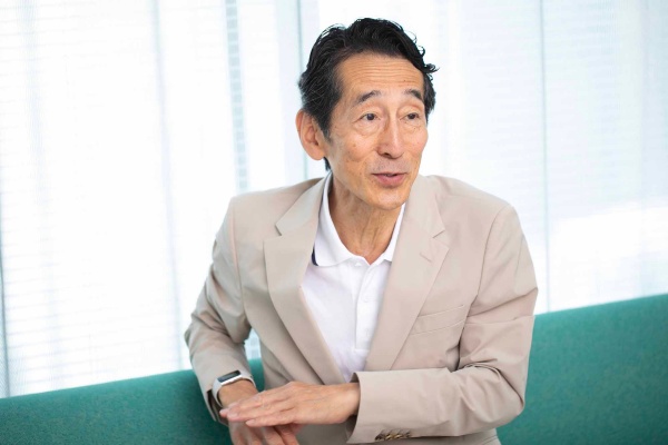 「日本特有の『世間』という目が、個人のやりたい気持ちを妨げている」と語る一條和生さん 「日本特有の『世間』という目が、個人のやりたい気持ちを妨げている」と語る一條和生さん