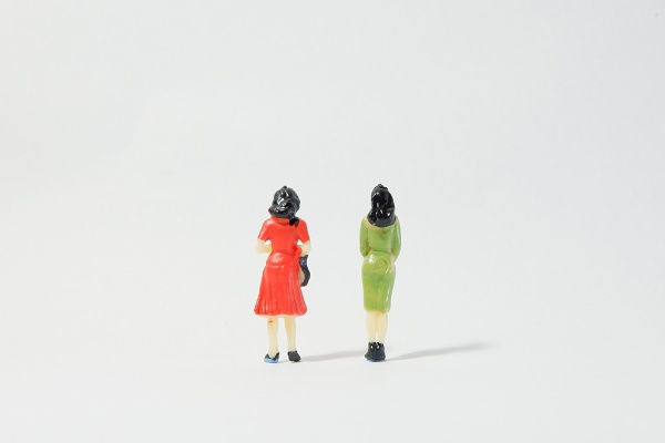 女性は子供を産んでも罰を受け、産まなくても罰を受けてしまう(写真:ohagi/stock.adobe.com) 女性は子供を産んでも罰を受け、産まなくても罰を受けてしまう(写真:ohagi/stock.adobe.com)