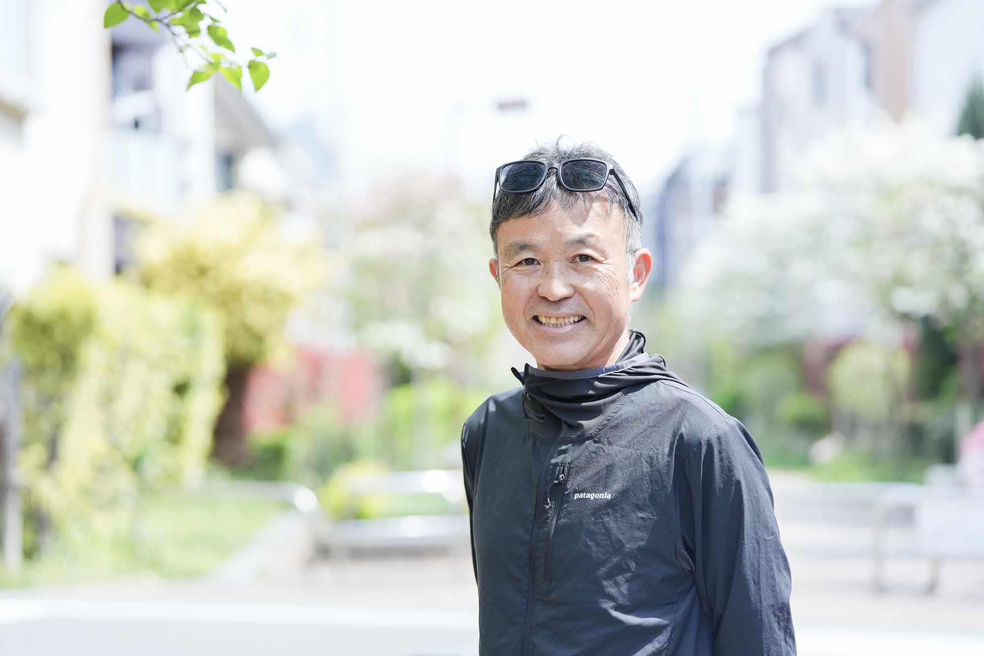 ちなみに、記録が出ないとき、走れないときの対処法について尋ねると、金さんはこう答えた。「20代の頃、けがで1年近く走れなかった時期があるんです。悶々（もんもん）とするなかで、ふとNHKで見た永平寺の雲水（修行僧）たちが気になって見に行った。厳しい修行をしているはずなのに、穏やかな顔をしている彼らを見て、気持ちがふっと落ち着いた。それからは、うまくいかないときは旅に出たり場所を変えたりして、一旦リセットすることを大事にしています」