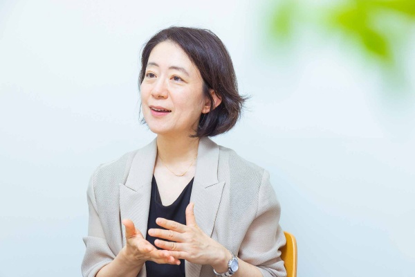「本当に作りたいと思えることがないと、企画書が書けない」と話す安永則子さん 「本当に作りたいと思えることがないと、企画書が書けない」と話す安永則子さん