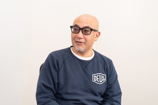 楠木建(くすのき・けん)一橋ビジネススクール特任教授/1964年、東京都生まれ。89年、一橋大学大学院商学研究科修士課程修了。一橋大学商学部助教授および同イノベーション研究センター助教授などを経て、2010年より現職。専門は競争戦略とイノベーション。著書に『ストーリーとしての競争戦略 優れた戦略の条件』『「好き嫌い」と経営』(以上、東洋経済新報社)、『絶対悲観主義』(講談社)など多数。 楠木建(くすのき・けん)一橋ビジネススクール特任教授/1964年、東京都生まれ。89年、一橋大学大学院商学研究科修士課程修了。一橋大学商学部助教授および同イノベーション研究センター助教授などを経て、2010年より現職。専門は競争戦略とイノベーション。著書に『ストーリーとしての競争戦略 優れた戦略の条件』『「好き嫌い」と経営』(以上、東洋経済新報社)、『絶対悲観主義』(講談社)など多数。