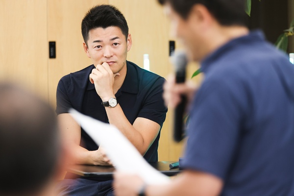「不快」は何にも勝る強制力になると答える高森氏 「不快」は何にも勝る強制力になると答える高森氏