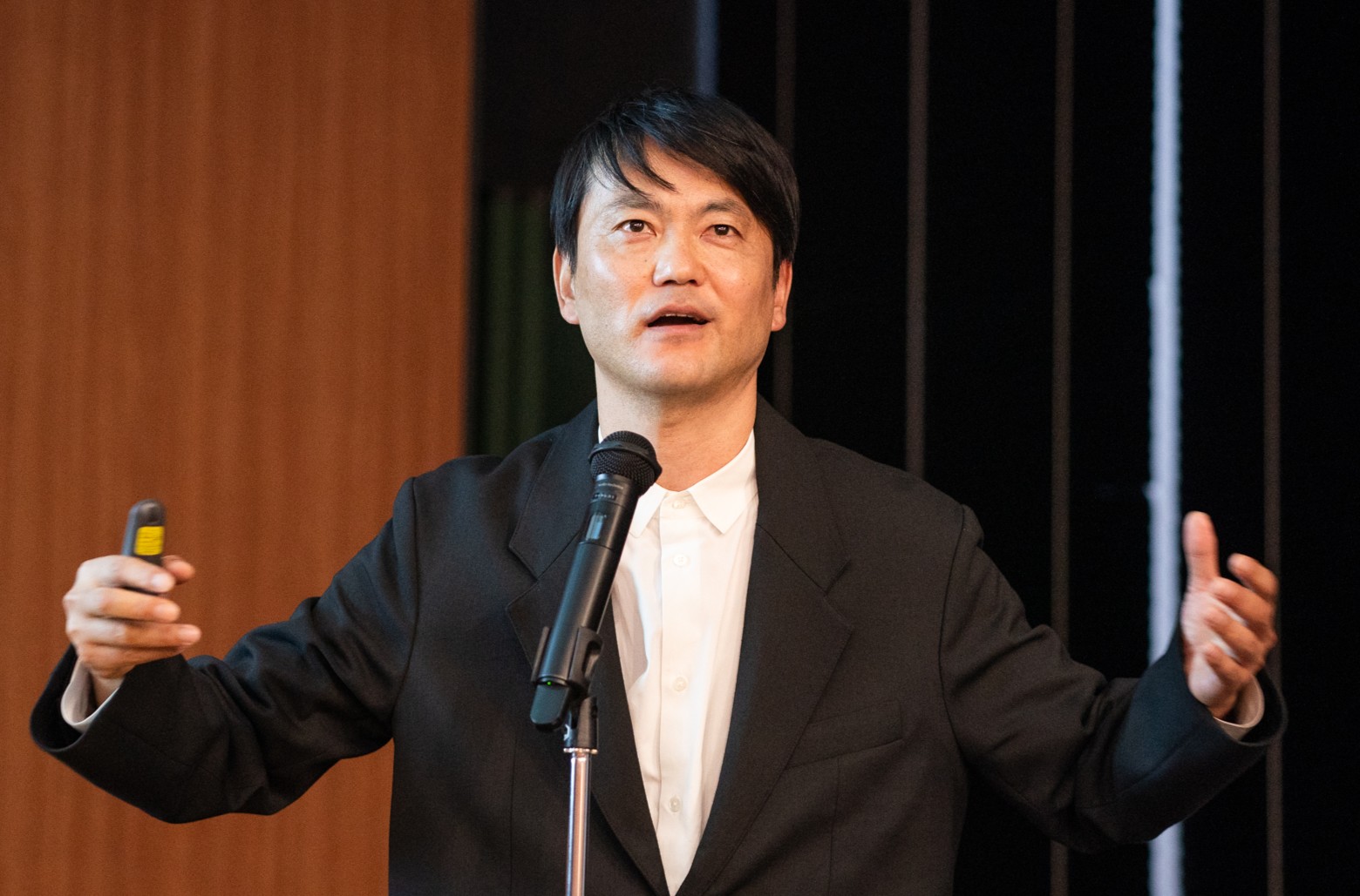 三省堂書店・神田神保町本店「歩けば、世界がひろがる書店。」に