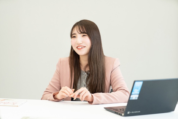 前田衣吹さん 前田衣吹さん