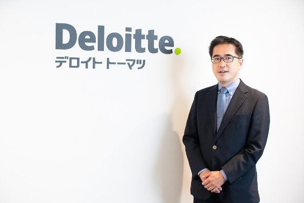 「ディープラーニングとメタAIが融合し、新しい世界が生まれるかもしれません」と話す森さん 「ディープラーニングとメタAIが融合し、新しい世界が生まれるかもしれません」と話す森さん