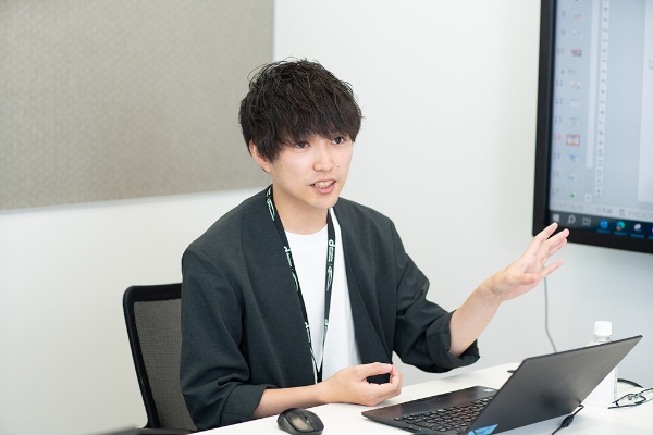 全社的な社員の育成を担当している三村さん 全社的な社員の育成を担当している三村さん