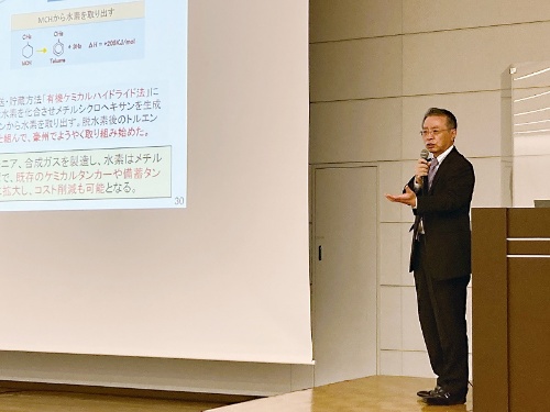 Touson 自動車戦略研究所代表の藤村俊夫氏