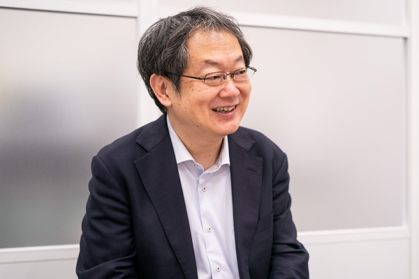 「文明の進歩によって、人間は素朴な心を失って、ダメになっていくんだというのは老荘思想の教えなんです」と話す守屋氏 「文明の進歩によって、人間は素朴な心を失って、ダメになっていくんだというのは老荘思想の教えなんです」と話す守屋氏