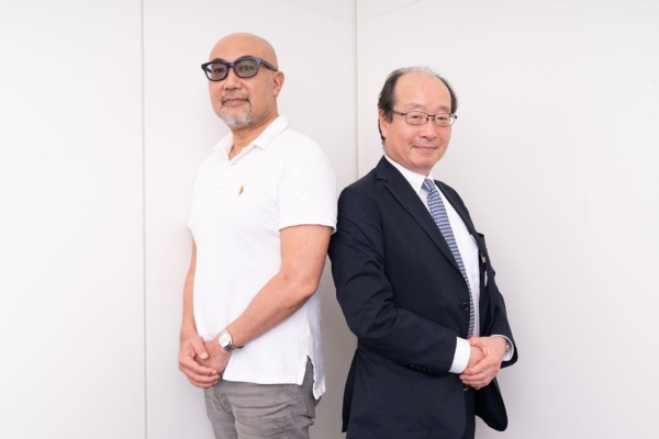 楠木建氏(左)と名和高司氏(右)