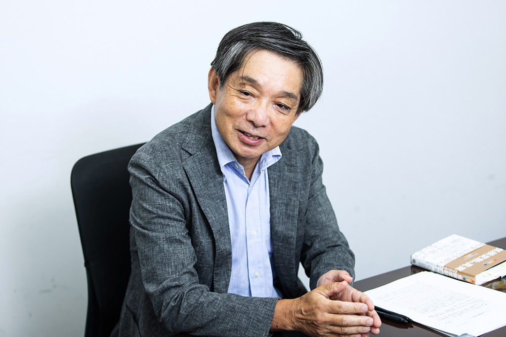 「クーニンにも確証バイアスがあるかもしれませんが、決して非倫理的でも陰謀論者でもありません」 「クーニンにも確証バイアスがあるかもしれませんが、決して非倫理的でも陰謀論者でもありません」