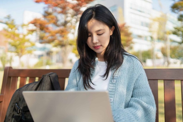 作家になる人は、世界をどう見ている?(写真:kml/stock.adobe.com) 作家になる人は、世界をどう見ている?(写真:kml/stock.adobe.com)
