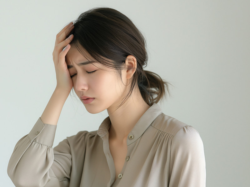 理由もなくイライラ・頭痛　その場ですぐできる「4-7-8呼吸法」