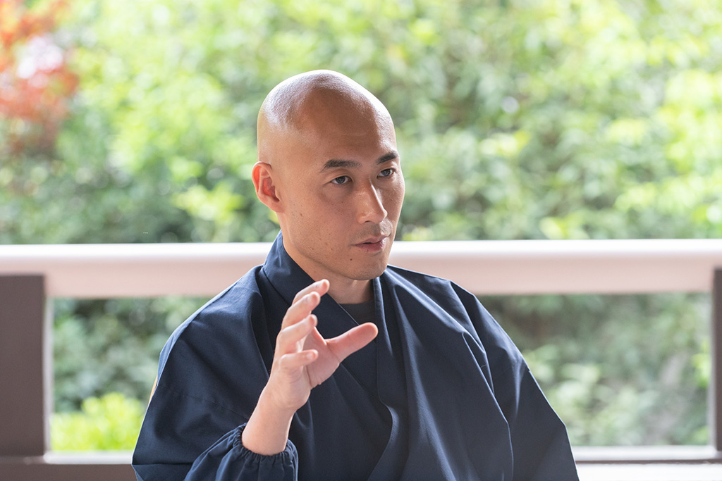 「人生の後半には死を迎える準備も大切です」 「人生の後半には死を迎える準備も大切です」