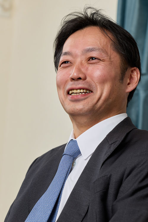 田中孝幸（たなか・たかゆき）　日本経済新聞社編集委員兼論説委員