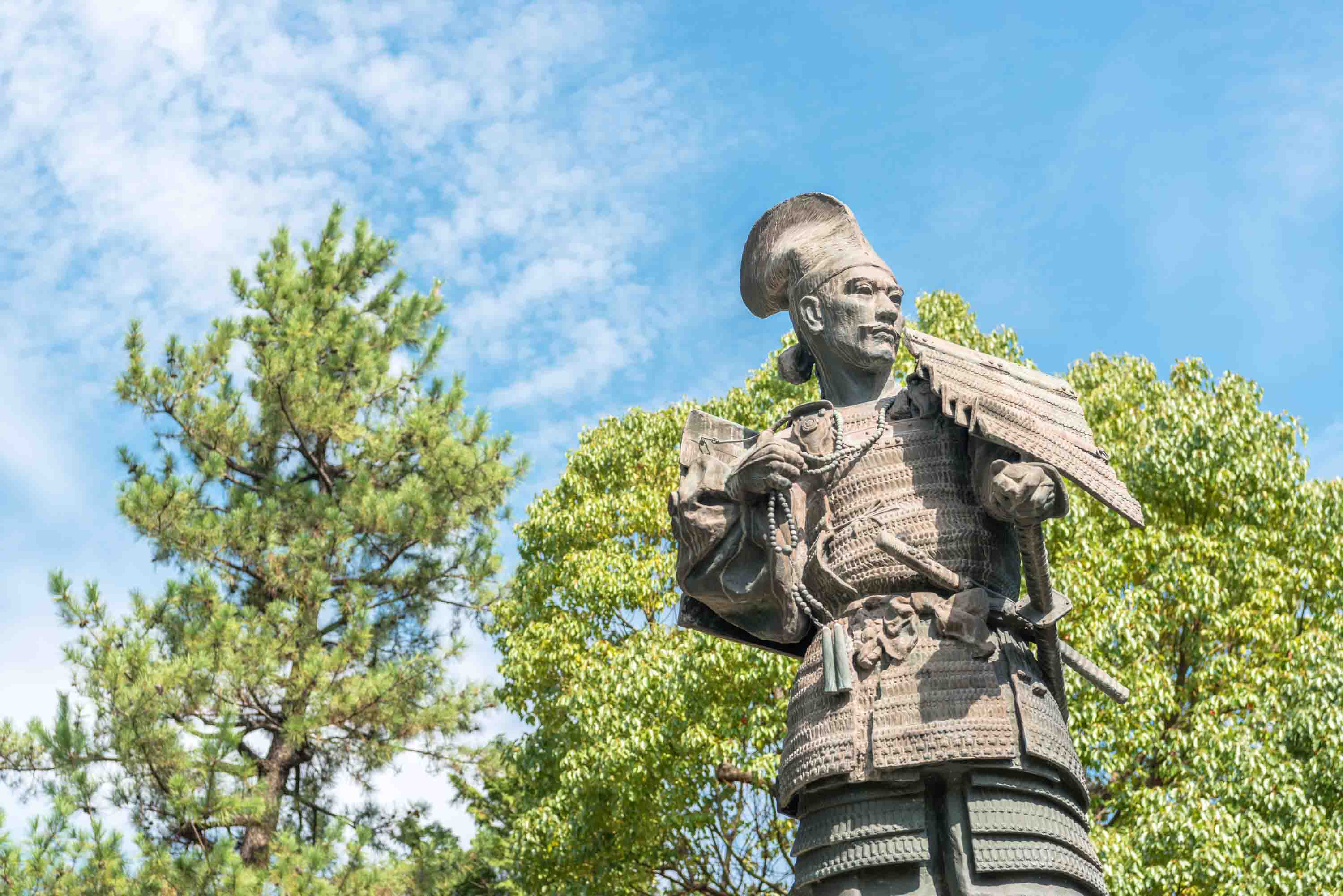 愛知県清須市にある織田信長の銅像（写真／Shutterstock）