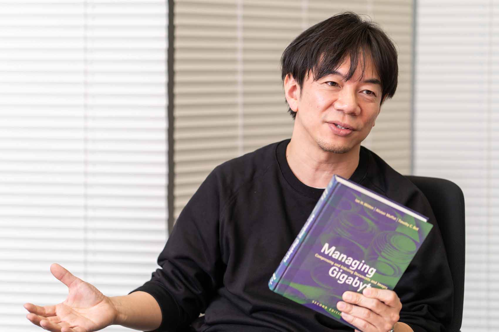 伊藤直也が通った、技術の「土台」となる3冊 | 日経BOOKプラス