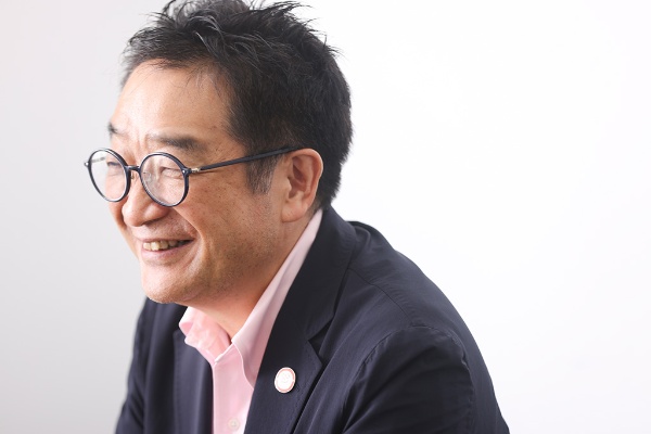 「難しいことが本当にいいことなのか? 読みやすいほうがいいんじゃないかと疑問に思ったものです」 「難しいことが本当にいいことなのか? 読みやすいほうがいいんじゃないかと疑問に思ったものです」