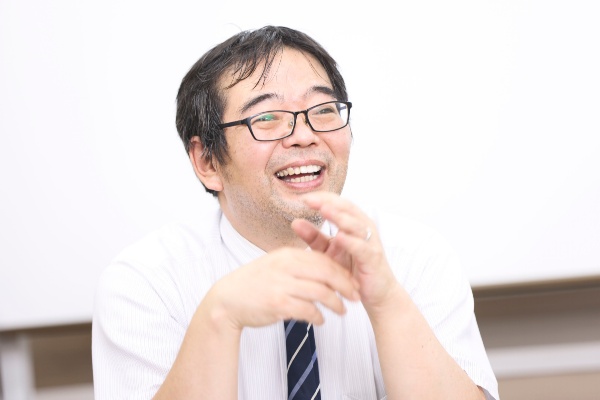 「保護者も『メタ認知』を発揮してほしい」と話す広野さん