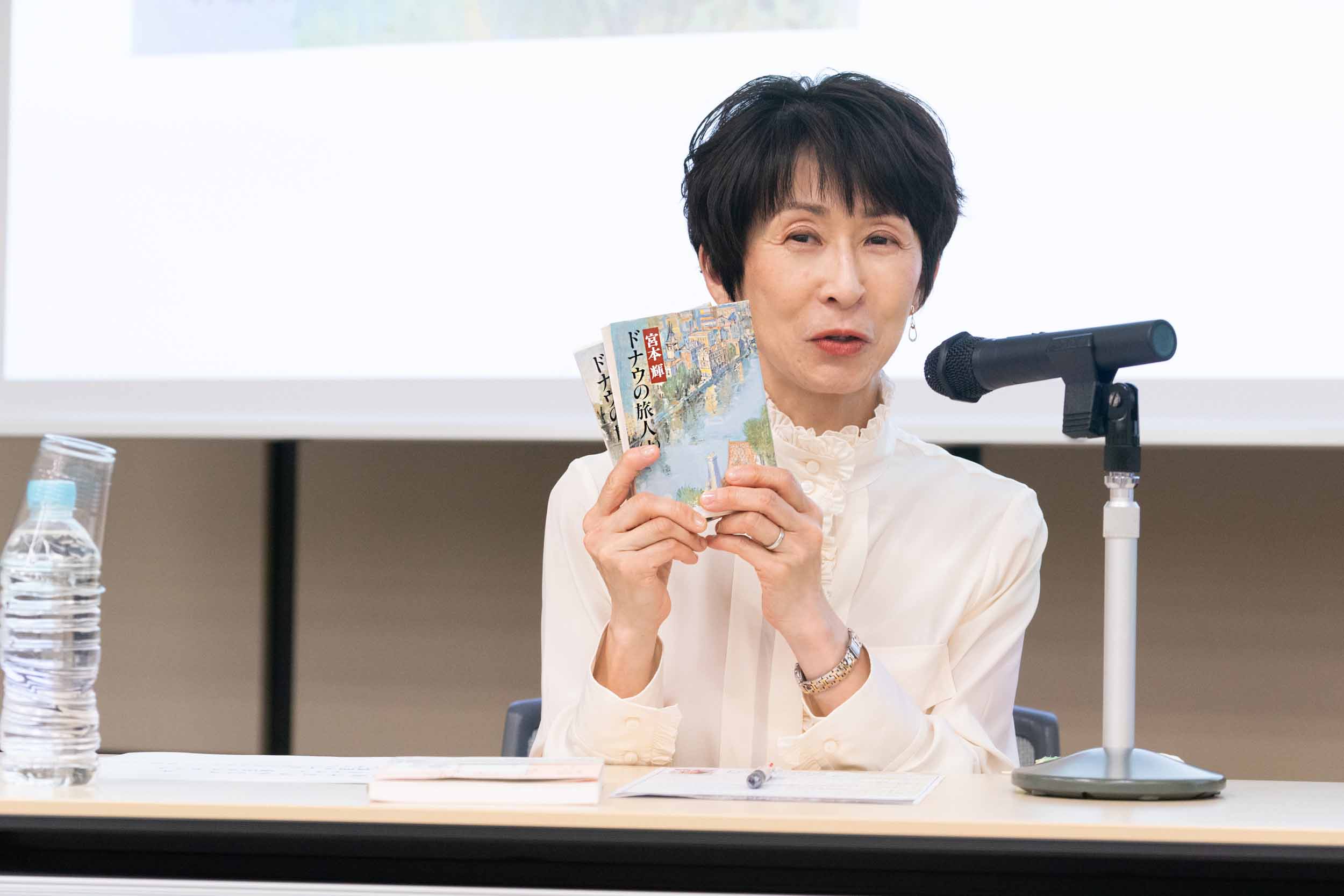 購入した当時のものを今でも読み続けていて、愛着がある