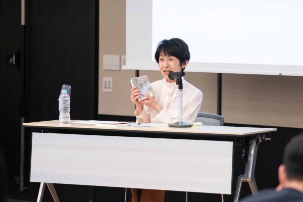 取材がきっかけで手に取ることが増えたという『ドナウの旅人』