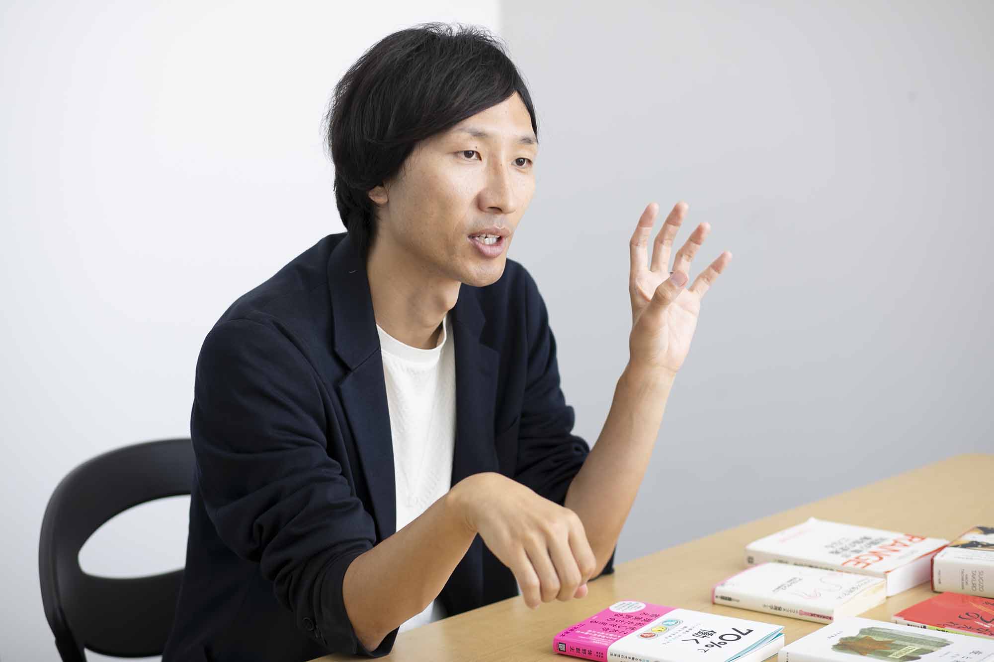 退職学研究家の佐野創太さんは、自身が全力で頑張りすぎて働けなくなった経験から、「70％で働く」ことを提唱する