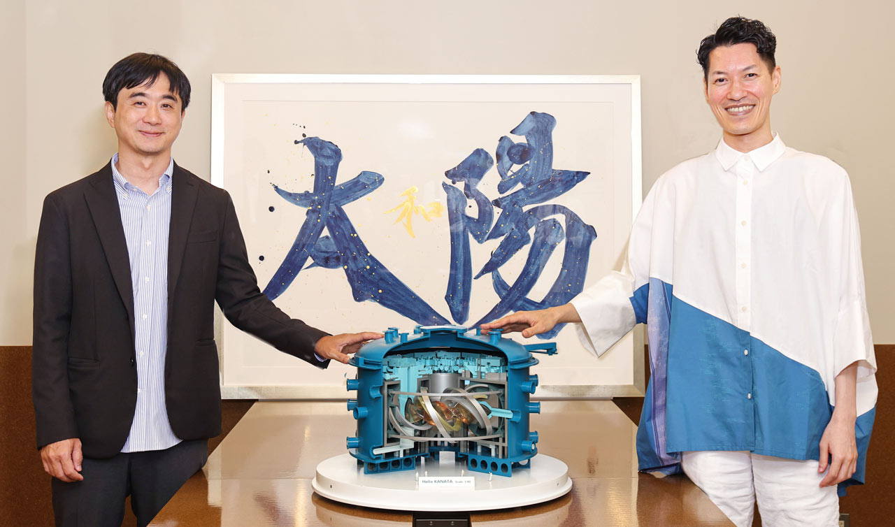 ヘリカルフュージョン代表取締役CEOの田口昂哉氏（右）と梅田悟司氏（写真＝花井 智子）