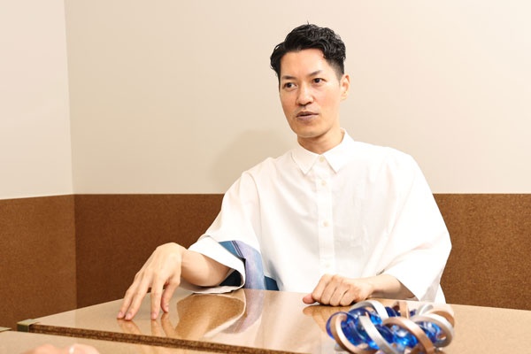 「ただでさえ『核融合』という言葉がついています。そこで、誤解を受けることもあります。だからこそ、有機的なもの、思わず抱きしめたくなるもの、感情的に受け入れたくなるもの。そういうものにしていきたかったですね」(田口氏)(写真=花井 智子)