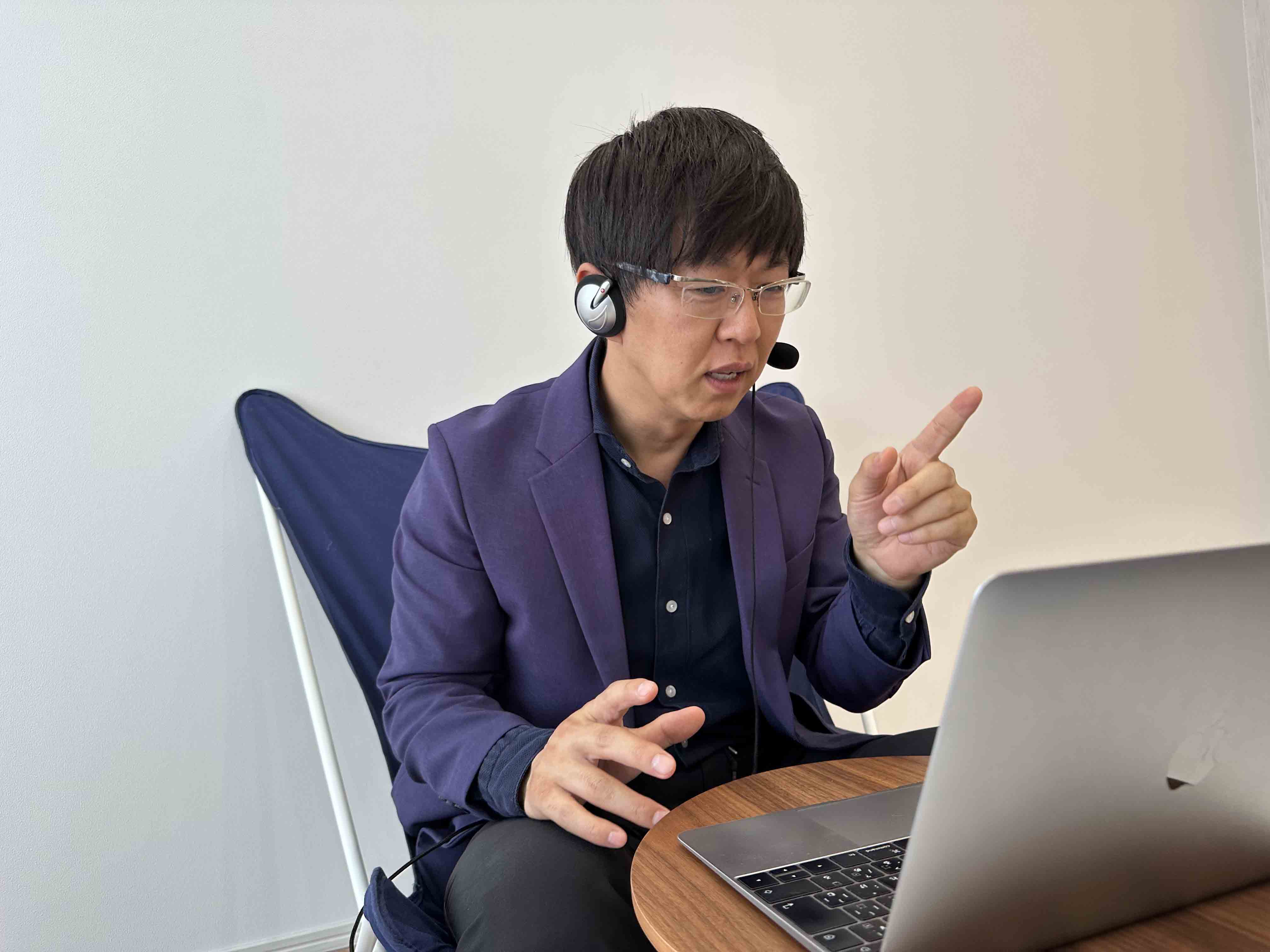 臼井由妃×土井英司 55歳からは会社の人と付き合わない | 日経BOOKプラス