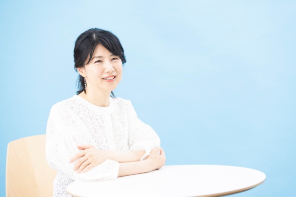 本はリアルな物体として重さや厚みを感じられ、「終わりが直感的に分かる」ことが大切