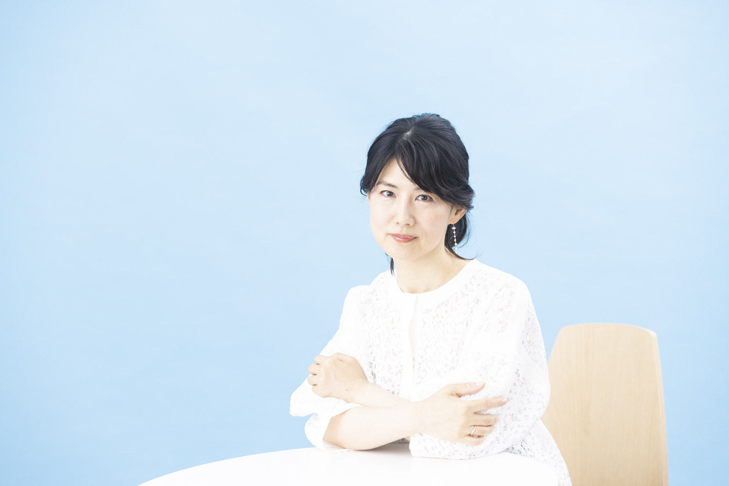 中江有里 自分の心の観察が「能動的な読書」につながる | 日経